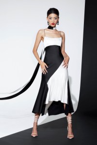 Alice + Olivia RTW Spring 2024