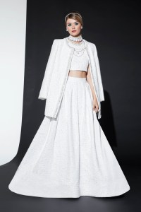 Alice + Olivia RTW Spring 2024