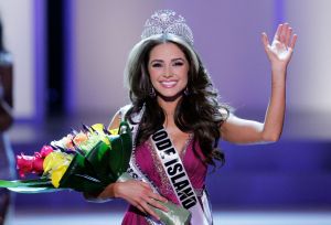 LAS VEGAS, NV - JUNE 3:   Miss Rhode Island USA Olivia Culpo waves to the crowd after winning the 2012 Miss USA pageant at the Planet Hollywood Resort & Casino on June 3, 2012 in Las Vegas, Nevada.  (Photo by Isaac Brekken/Getty Images)