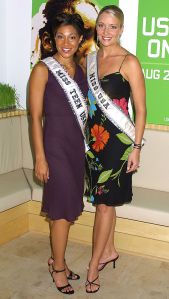 393772 13: Miss Teen USA Marissa Whitley and Miss USA Kandace Krueger (R) attend the USA Network''s opening night premiere for the U.S. Open tennis tournament August 27, 2001 at Arthur Ashe Stadium in Flushing Meadows, New York City. (Photo by George De Sota/Getty Images)