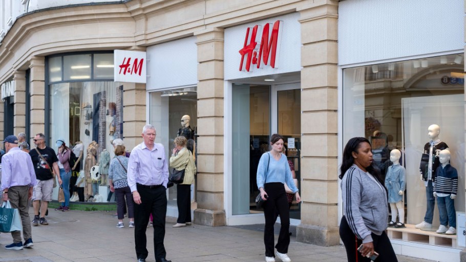 H&M's return fee policy could grow loyalty program, while M&S moves to paper bags and John Lewis—setting efficiency goals—adds 2 years to turnaround.
