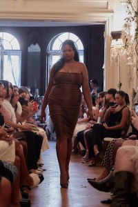 Mirror Palais RTW Spring  2024