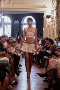 Mirror Palais RTW Spring  2024