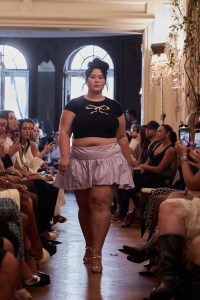 Mirror Palais RTW Spring  2024