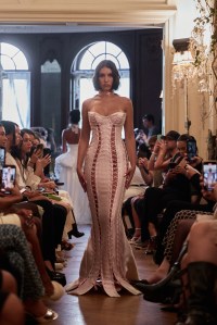 Mirror Palais RTW Spring  2024