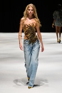 Retrofête RTW Spring 2024