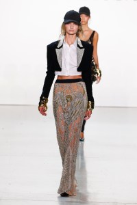 Falguni Shane Peacock RTW Spring 2024