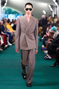 Burberry RTW Spring 2024
