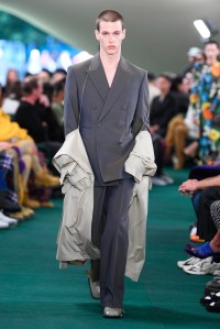 Burberry RTW Spring 2024