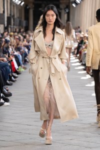 Ermanno Scervino RTW Spring 2024