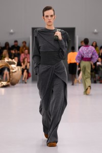 Loewe RTW Spring 2024