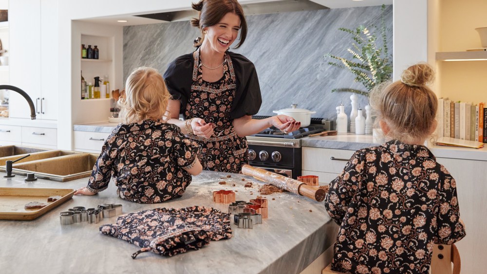Katherine Schwarzenegger and her daughters.