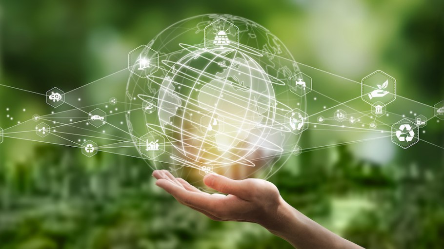 EiQ assessed data on corporate sustainability budgets across a number of sectors, including transport and supply chain management.