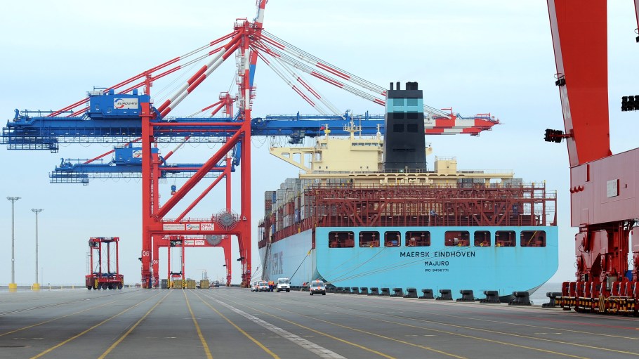 The Maersk Eindhoven, seen pictured here, experienced a brief loss of propulsion in heavy seas on Feb. 17, 2021, resulting in the loss of 260 containers.
