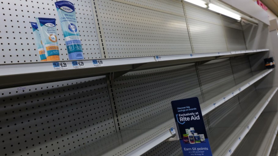 The high-profile bankruptcy of Rite Aid suggests that more US corporate bankruptcies might be ahead in consumer discretionary goods.