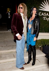 Cindy Crawford, Rande Gerber, Casamigos Tequila, Halloween Party, Celebrity Halloween Costumes, Halloween Costumes Inspiration, Halloween Costumes Ideas,