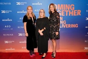 Mindy Grossman, Jennifer Foyle, and Carmen Bauza