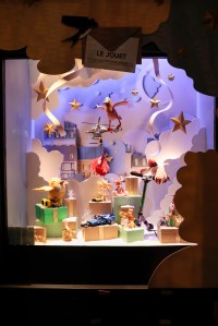 PARIS, FRANCE - NOVEMBER 09: A close-up at a window shop during the 'Noel en Papier, Les voeux sont exauces' Christmas decorations unveiling at Le Printemps on November 09, 2023 in Paris, France. (Photo by Antoine Flament/WireImage)