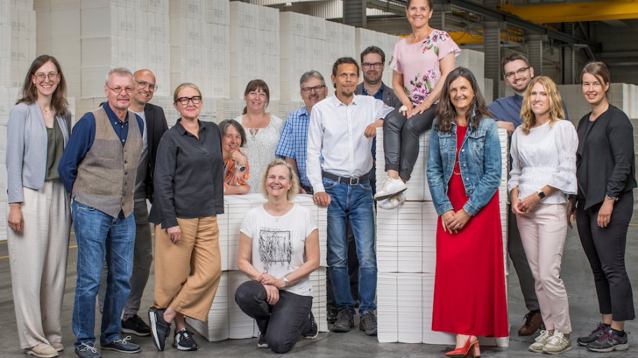 Lenzing AG and Södra team members