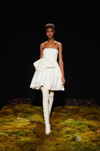 Cinq à Sept Pre-Fall 2024