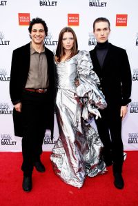 NEW YORK, NEW YORK - SEPTEMBER 28:  (L-R) Zac Posen, Julia Fox and Harrison Ball attend the New York Ballet 2022 Fall Fashion Gala at David H. Koch Theater at Lincoln Center on September 28, 2022 in New York City. (Photo by Dimitrios Kambouris/Getty Images)