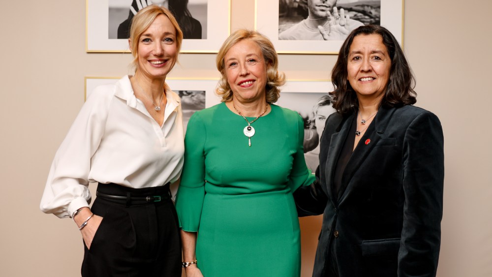 Laura Burdese, Veronica Bulgari, Janti Soeripto