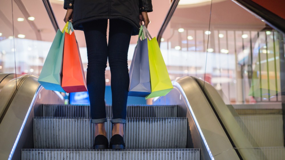 US fashion retailers and department stores saw their risk of default improve in February, according to an S&P Global Market report.