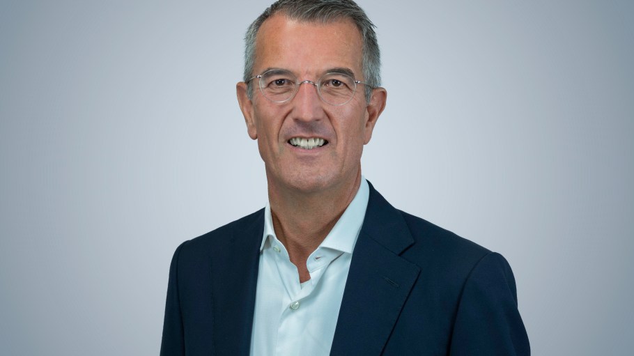 Former Levi's and C&A executive Hans Ploos van Amstel joins cotton recycler Recover's board of directors as the company accelerates capacity.