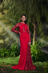 Tadashi Shoji fall 2024 ready-to-wear collection at New York Fashion Week.
