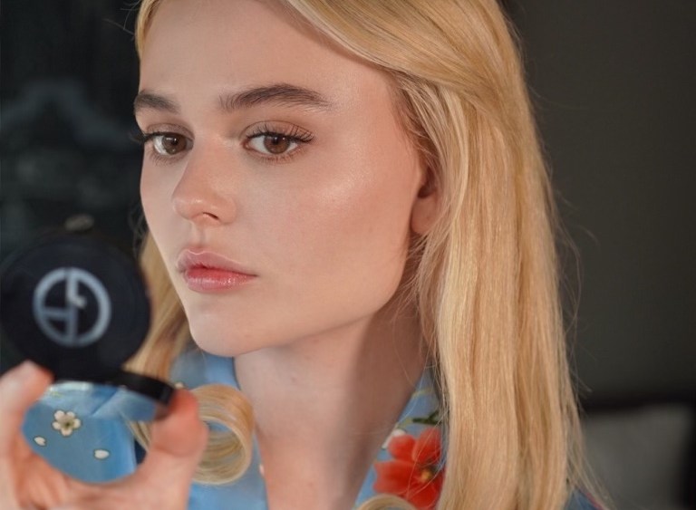 Emily Alyn Lind getting ready for 'Ghostbusters'