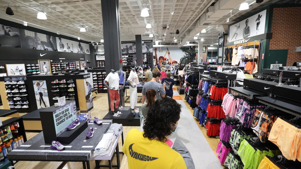 Dick's Sporting Goods, big stores, openings, New York