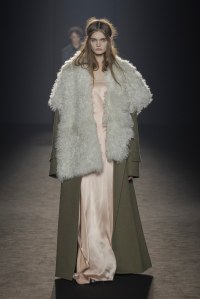 Ann Demeulemeester Fall 2024 Ready-to-Wear Collection at Paris Fashion Week