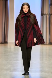 Leonard Paris Fall 2024 Ready-to-Wear Collection at Paris Fashion Week