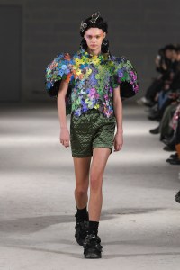 Noir Kei Ninomiya Fall 2024 Ready-to-Wear Collection at Paris Fashion Week