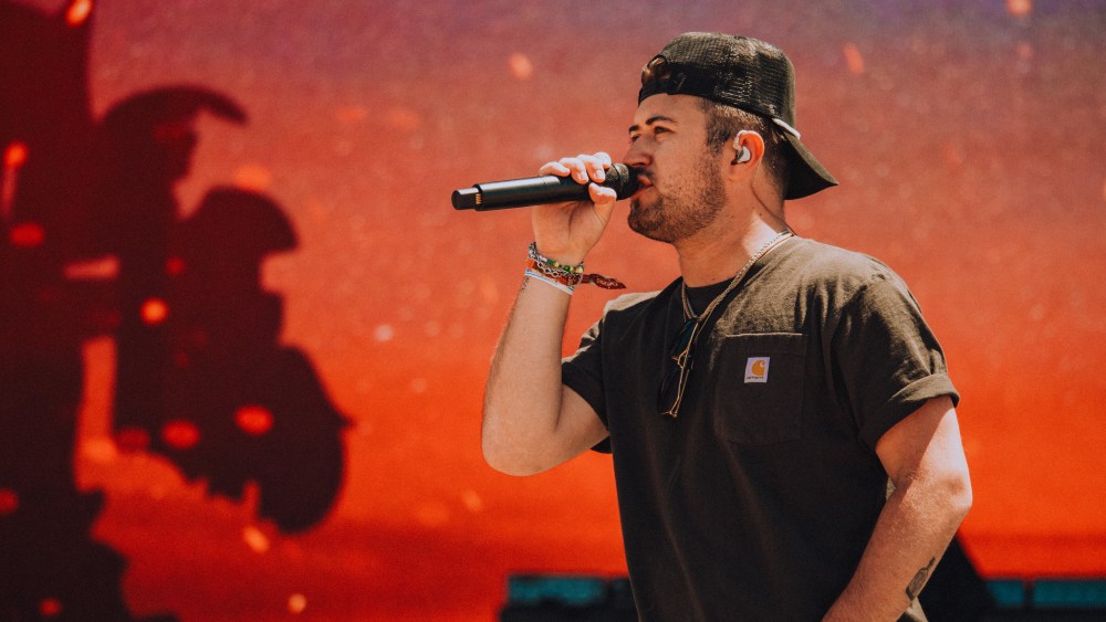 Dylan Schneider on the ManeStage at Stagecoach 2024