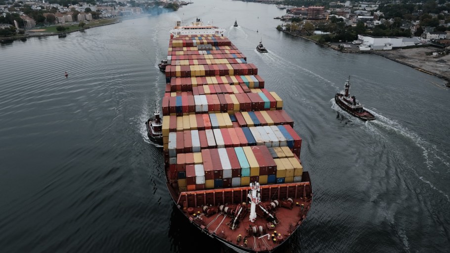 Global ocean carriers have seen six straight declines in earnings following a $63.1 billion windfall in the 2022 second quarter.