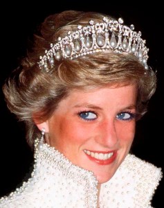 HONG KONG - NOVEMBER 10:  (NOT FOR MAGAZINE COVER USE IN GERMANY BETWEEN 15 August and 31 August 2007) Princess Of Wales In Hong Kong Wearing A Pearl And Diamond Tiara Which Was A Wedding Gift From The Queen.  (Photo by Tim Graham Photo Library via Getty Images)