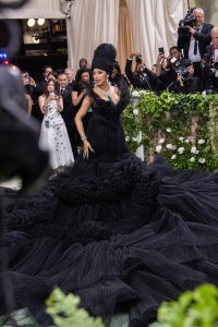Cardi B in Windowsen.