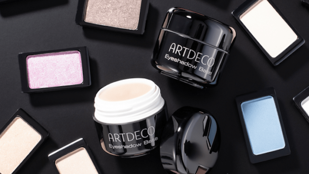 Artdeco's eye shadow base.