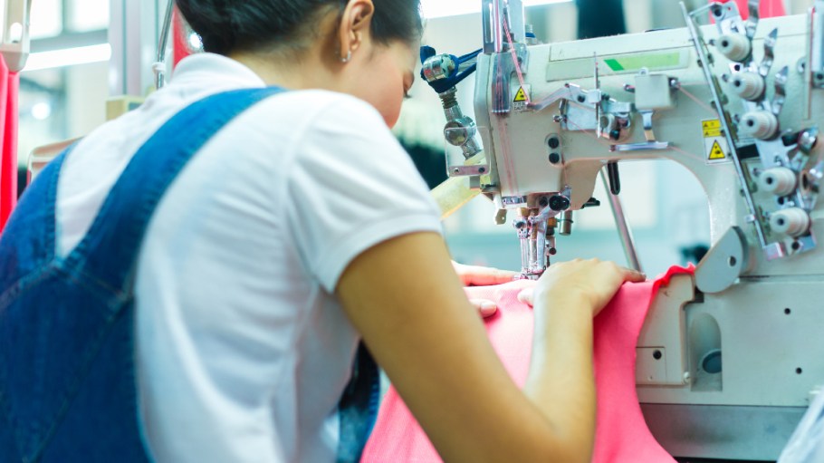 The U.S. shed 7,000 manufacturing jobs in June.