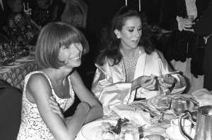 Anna Wintour at "The Age of Innocence" premiere on September 14, 1993 in New York.