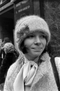 Anna Wintour attends the presentation of Madame Gres Spring 1973 haute couture collection fashion show in Paris on January 25, 1973.