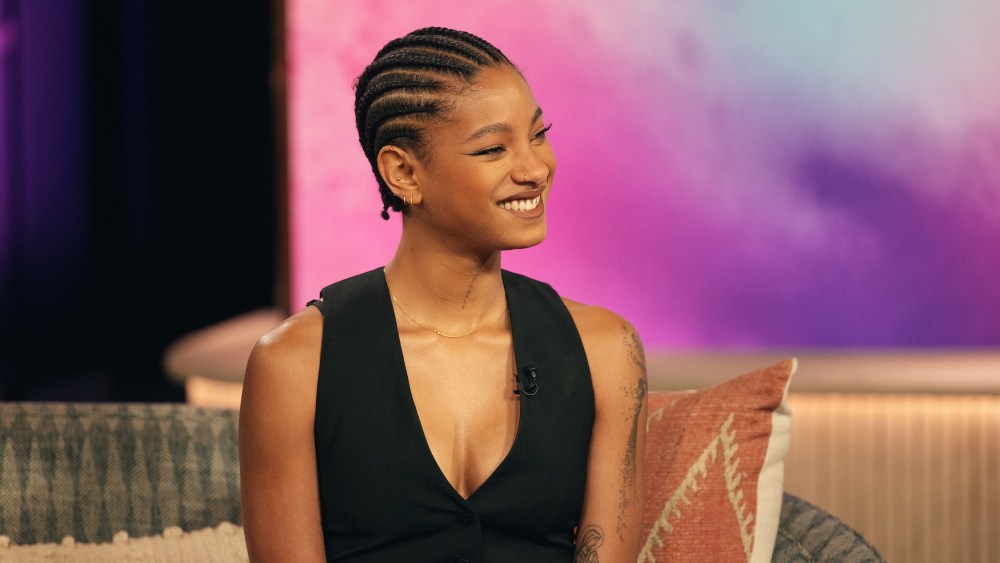 willow smith, kelly clarkson show, outfit,