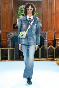 3.Paradis Spring 2025 Ready-to-Wear Collection at Paris Fashion Week