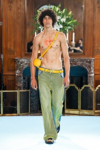 3.Paradis Spring 2025 Ready-to-Wear Collection at Paris Fashion Week