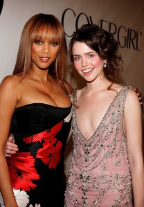 LOS ANGELES, CA - DECEMBER 07:  Model Tyra Banks (L) and America's Next Top Model Winner Nicole Linkletter arrive to America's Next Top Model Cycle 5 Finale Event held at the The Avalon on December 7, 2005 in Los Angeles, California.  (Photo by Frazer Harrison/Getty Images)