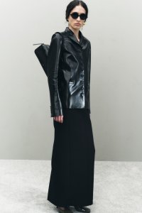 Khaite Resort 2025 Ready-to-Wear Collection