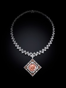 Louis Vuitton High Jewelry Awakened Still Life Coeur de Paris Necklace