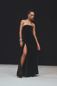 Retrofête Resort 2025 Ready-to-Wear Collection