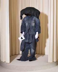 Balenciaga Fall 2024 Couture at Paris Fashion Week